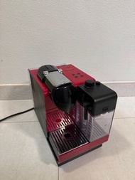 Nespresso DeLonghi 咖啡機
