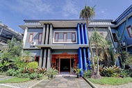 Hotel O 94843 Syariah Hj. Lilis Sukabumi
