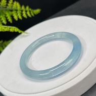 高品質 海藍寶手鐲 55MM 冰透星光起瑩圓條藍色寶石手環 沈著勇敢