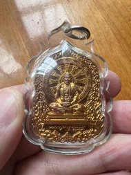 2554 龍婆堪布師傅。八方佛祖自身。靈貓聖僧招八方財