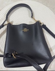 Coach 水桶包 （牛皮，在東涌outlet買，非常少用，8成新）