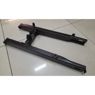 LC135 V8 INJECTION SWING ARM ARM BELAKANG STANDRED STD