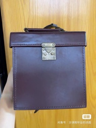 Beara Beara Lila 可調節皮革背包手提包