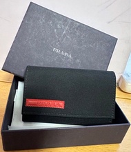 PRADA 黑色絨面 6卡位鎖匙包