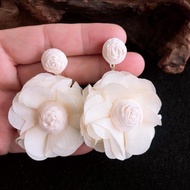 Anting Bunga Anting Bunga Putih Anting Motif Bunga Anting Bunga Gede