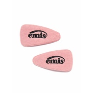 กิ๊บติดผมผ้าคอร์ดูรอยแบบกว้าง Emis ลายตัวอักษร กิ๊บติดผมแบบหัวเข็มขัดแฟชั่นฤดูใบไม้ผลิ 2025 แบรนด์ E