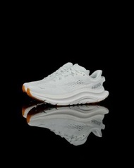 HOKA ONE ONE Kawana 2