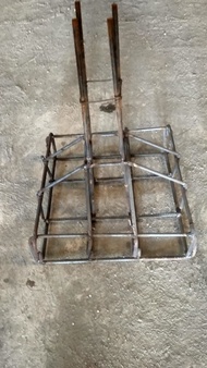 CAKAR AYAM 60X60 BESI 12 MM
