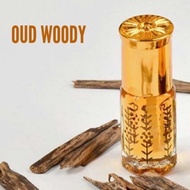 Agarwood perfume, arabian oud, oud maaki