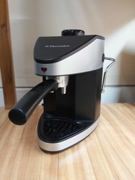 伊萊克斯義式咖啡機（可打奶泡）Electrolux  EES120