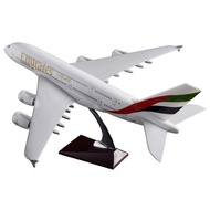 1:150 47cm Emirates Airlines Airbus A380
