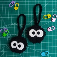 GANTUNGAN Susuwatari soot sprites keychain | Susuwatari keychain | Ghibli studio keychain
