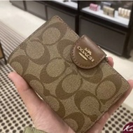 Coâćh กระเป๋าสตางค์ 0082 / กระเป๋าสตางค์สุภาพสตรี / กระเป๋าสตางค์สารพัดประโยชน์