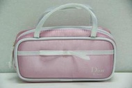 迪奧 Dior 粉紅珠光手拿化妝包 隨機贈送Dior 紙袋 or 新光三越 紙袋