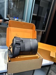 全新2️⃣星期到貨‼️LV city keepall 枕頭包