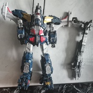 USED THREE ZERO DANCIUGA ROBOT TOYS(no box)