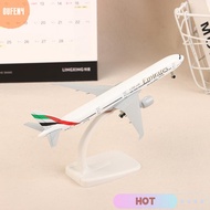 OUF 20cm B777 UAE Emirates hãng hàng không Boeing 777 Máy bay mô hình đúc hợp kim kim loại máy bay v