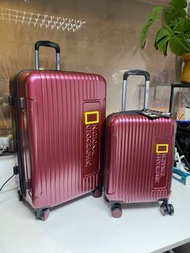 Brand new 20”+28” (2pcs) national geographic ( canyon ) (微刮花實物如圖） 全新 正品正貨  特價 🔍清倉 clearance sale ✅💯👍