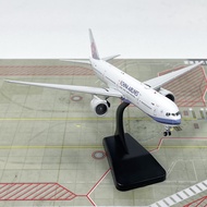 1: 400 China Airlines Boeing B777-300ER Airliner China Airlines B-18051 Aircraft Model Alloy Simulation