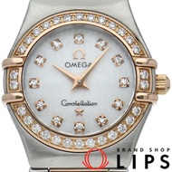 歐米茄星座系列迷你腕錶，22.5毫米，鑲鑽錶圈，12顆鑽石，珍珠貝母錶盤，型號1360.75，帶原裝盒和保修卡，K18PG/SS機芯，女士腕錶，白色珍珠貝母錶殼，拋光處理，成色極佳。 [二手]