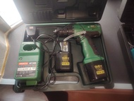 MOST 9.6V 無繩電鑽連充電器及雨個電池