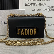 Dior 黑金 jadior mini 鏈條包  翻蓋鏤空很特別 鏈條每個小扣都有logo