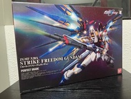 Bandai 1/6 PG Strike Freedom Gundam 突擊自由高達 ZGMF-X20A