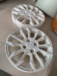 Wheldop Tk carry panther futura 4 biji bahan plastik