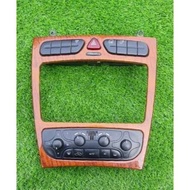 Mercedes Benz W203 C200 Centre Aircond Panel