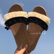 sandal flat perempuan selipar flat Selipar bulu rata gaya pastoral Lovely