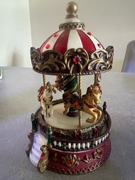 $250/2個 Wonderful life旋轉木馬音樂盒music box Logon 上鍊音樂盒
結婚及摩天輪個旋律木馬🎠無左聲$80