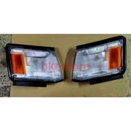 Toyota Corolla AE80 / EE80 / EE82 / AE82 / LE  Signal Lamp / Signal Light / Corner Lamp