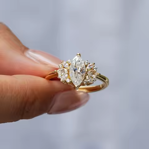 Luxury Six-claw18K Pure Gold Diamond Moissanite ring au9999 pure gold simple and versatile wedding j