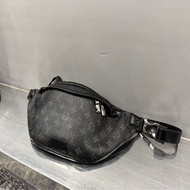 Louis Vuitton LV Discovery 腰包｜Classic Trend CT精品｜台北東區實體