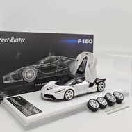 Street Buster 1: 64 Ferrari LaFerrari LaFerrari White F150 Alloy Car Model