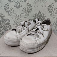 Shoes keds leather shoes size 38 preloved