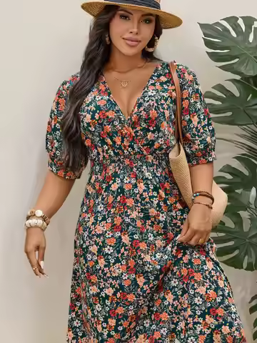 Plus Size Women's Summer Fitted Dress, Ditsy Floral Pattern, Casual Style, Moderate Fabric Thickness
