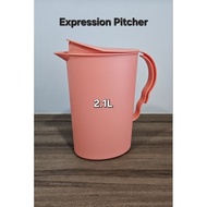 Tupperware Expression Pitcher 2.1L (1)22.8cm(L) x 10.9cm(W) x 25.1cm(H) Retail Price S$23.20
