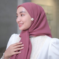 Jilbab Kerudung Paris HARRAMU Polos Red Plum Segiempat Voal Premium Hijab Krudung Mewah Lasercut