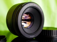 Canon EF 50mm f/1.8 STM โบเก้นุ่มนวลน่ามองอันเป็นคุณสมบัติสำคัญที่สุดของเลนส์ทำให้แบ็คกราวด์ในภาพอยู