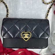 Chanel 香奈兒 23s黑色愛心琺瑯扣CF mini/ 口蓋包/芯片款/全新閒置美品