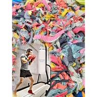 Rags stuffed with punching bags, boxing, boxing, Muay Thai, Kick-Boxing (random colorful fabric)