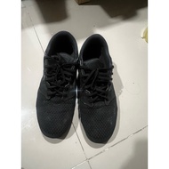 Kiki Running Shoes size us 8 uk 7 eur 41 cm 26 Suitable For Feet 25-26 cm. It Is A Hand Shoe. 2