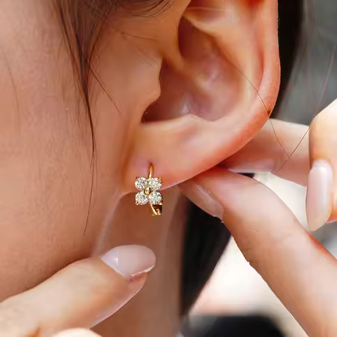 100% Real 18k Gold Stud Earrings Luxurious Classic Design 1ct Diamond Earrings Moissanite and GRA Ce