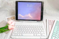 เคสคีย์บอร์ดไทย iPad Gen 7 10.2 , Air 3 2019, 9.7 Gen 6, Pro 10.5 เก็บปากกาได้, iPad keyboard case