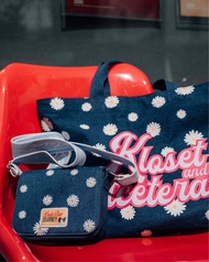 Kloset & Etcetera Daisy Crazy Polly Bag กระเป๋าผ้ายีนสะพาย