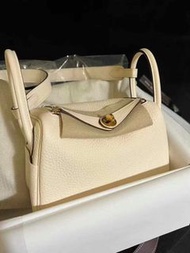 🎠✨Hermes Mini Lindy 二代 Nata 奶油白i2✨🎠