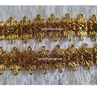Ready to Cream.. GOLD CROWN MOTIF LACE 2 SIDES WIDTH 3 CM CONTENTS 17 YARDS