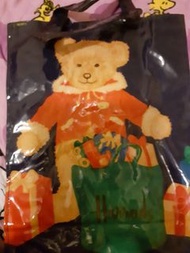 Harrods 聖誕熊手袋