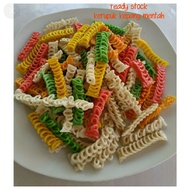 [Ready stock] kerupuk kepang warna - warni & kerupuk sisir / kerupuk bawang import from Indonesia
